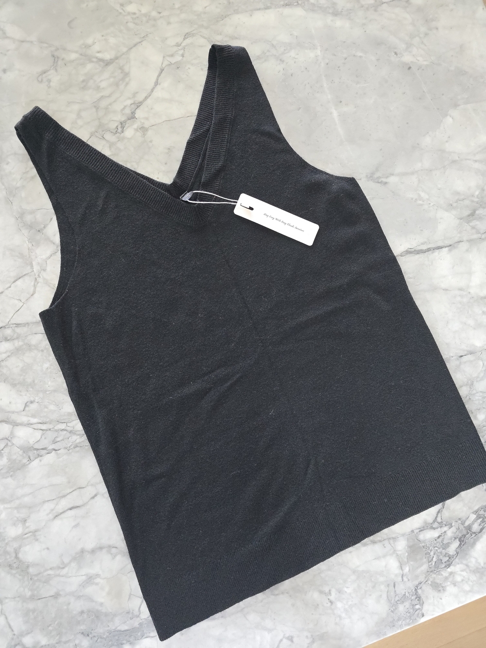 BNWT Black Lightweight Knit Tank Top